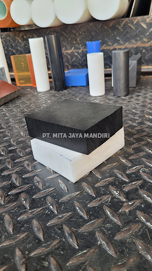 Apa Beda PE Hitam dan PE Putih